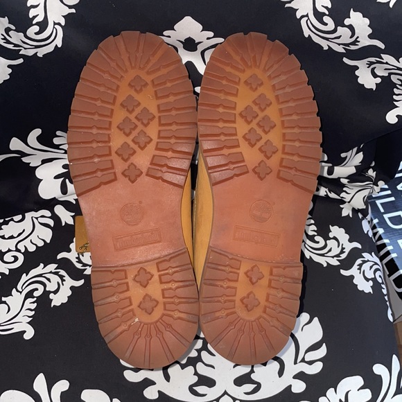 Timberland 6 inch Premium “wheat” boot - Picture 8 of 17